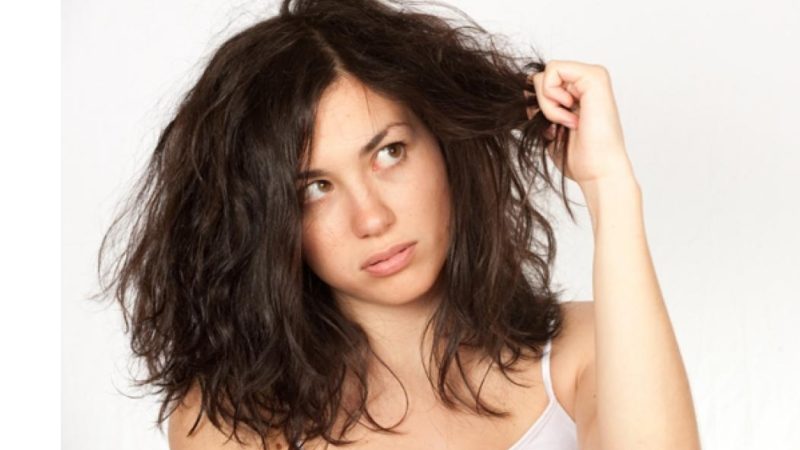 Hábitos que destroem os cabelos